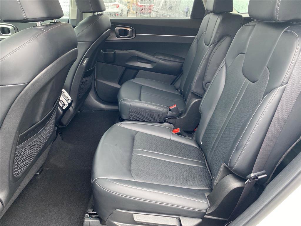 Certified 2023 Kia Sorento EX AWD/4WD image 23