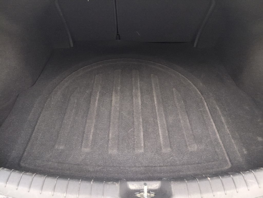 Used 2017 Hyundai Elantra SE FWD image 27