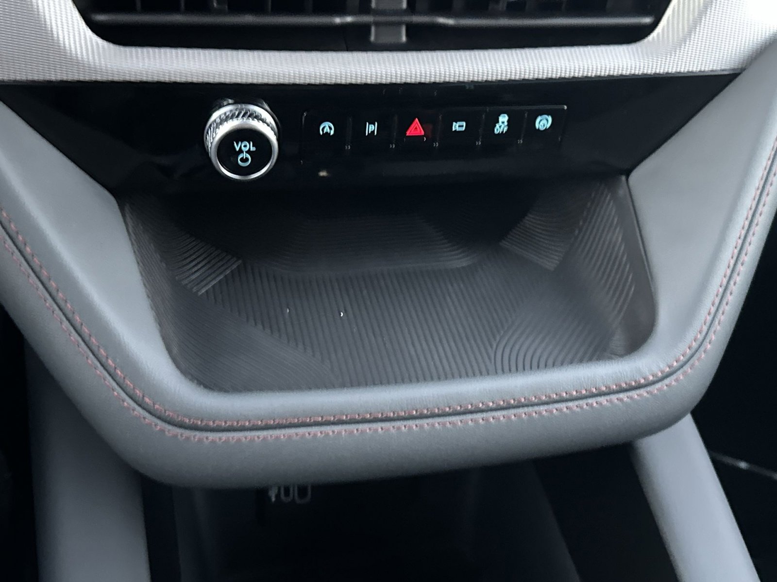 New 2026 Ford Explorer Active image 26