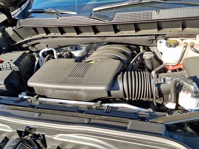 Certified 2026 Chevrolet Silverado 1500 LT w/ Z71 Off-Road Package AWD/4WD image 27