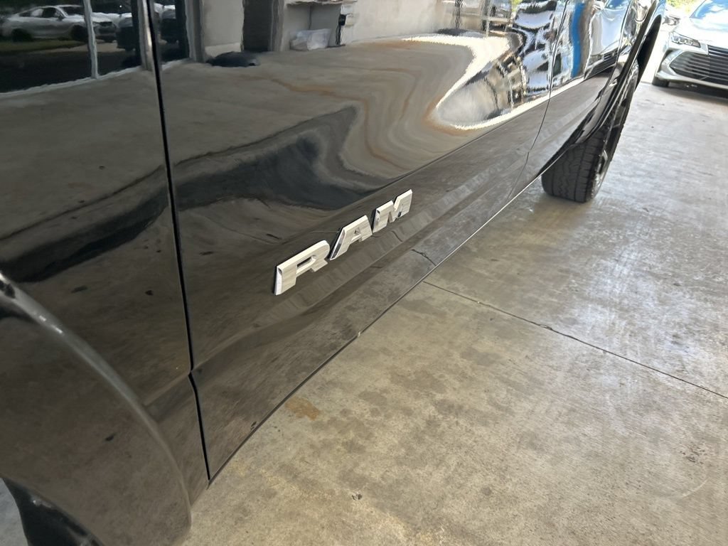 Used 2022 RAM 1500 Laramie AWD/4WD image 16