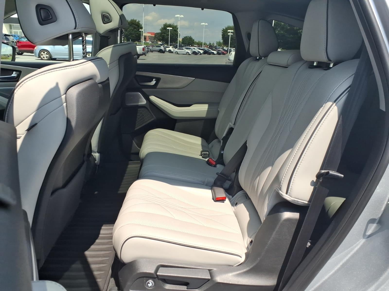 Used 2026 Acura MDX w/ Advance Package AWD/4WD image 16