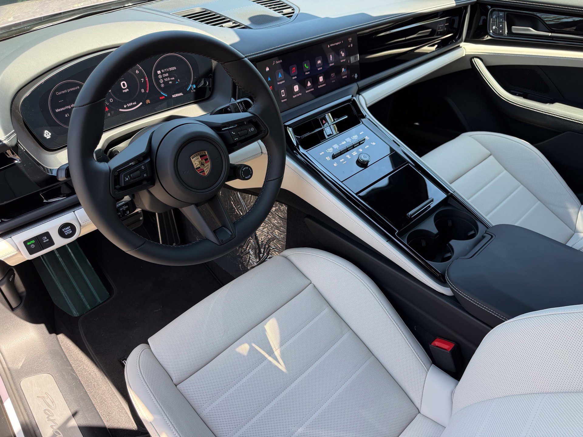 New 2026 Porsche Panamera 4 AWD/4WD image 4