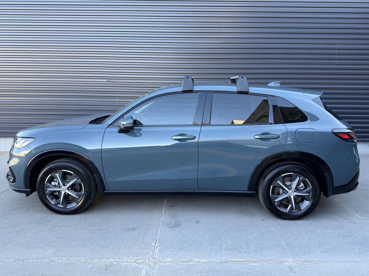 Used 2025 Honda HR-V EX-L image 9