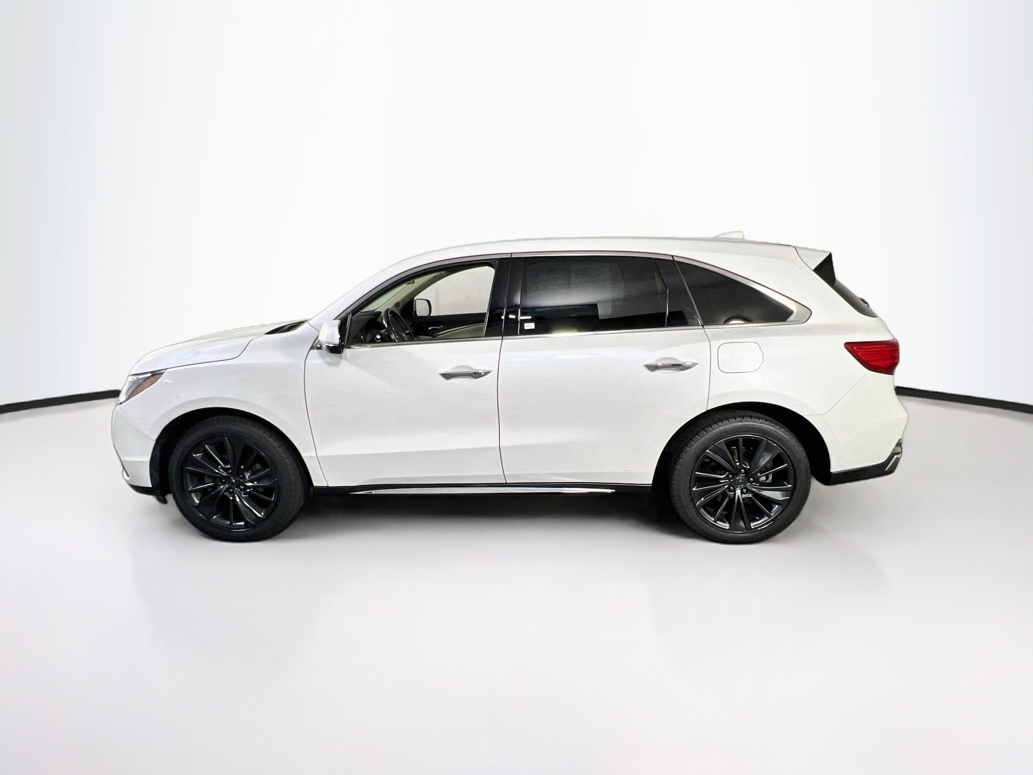 Used 2020 Acura MDX w/ Technology Package AWD/4WD image 8