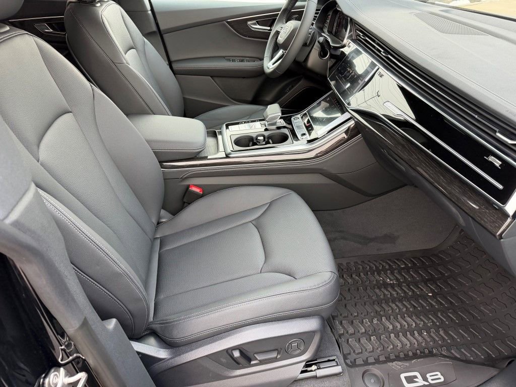 New 2026 Audi Q8 Premium Plus image 10