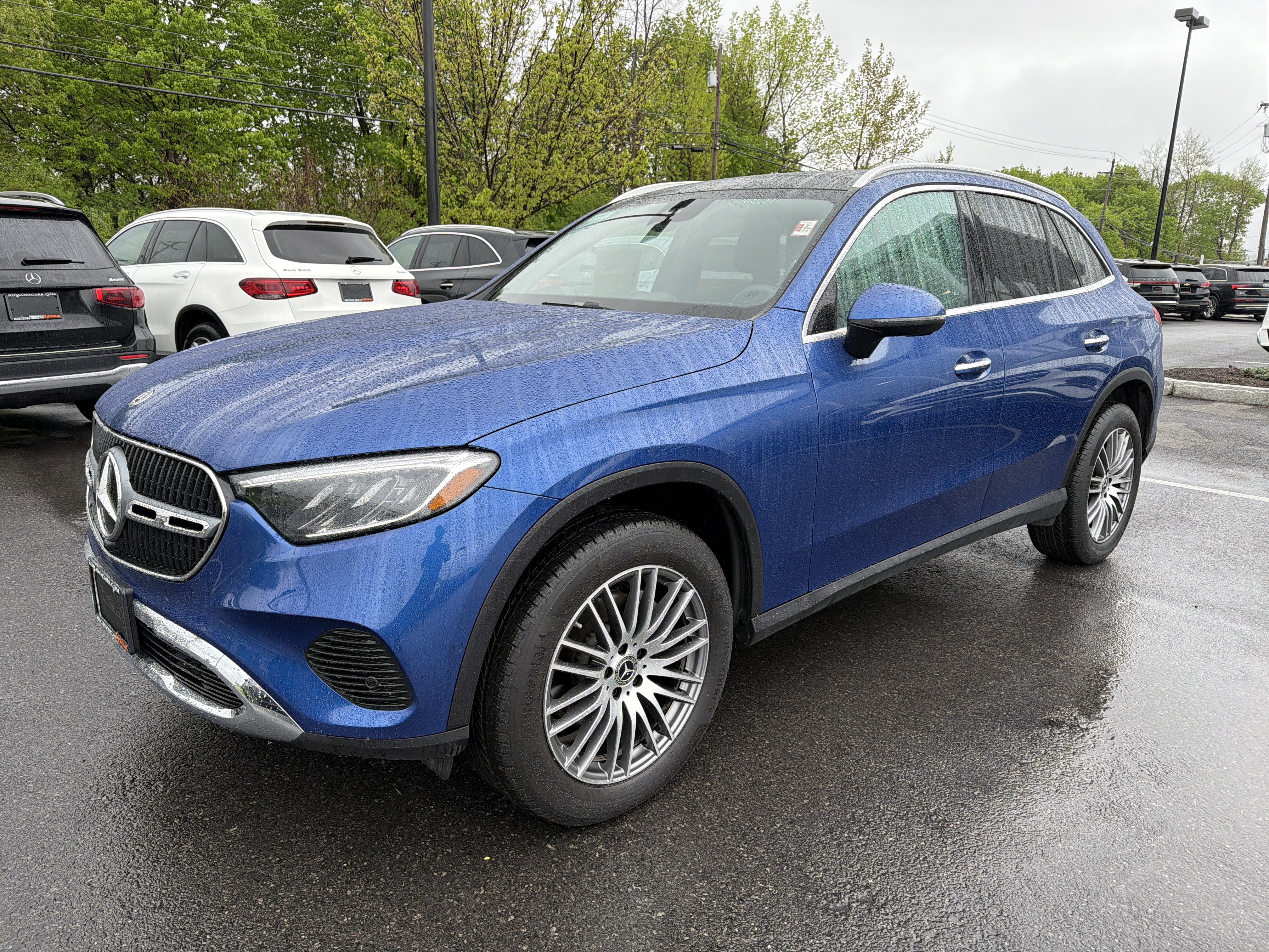 Used 2026 Mercedes-Benz GLC 300 4MATIC image 4