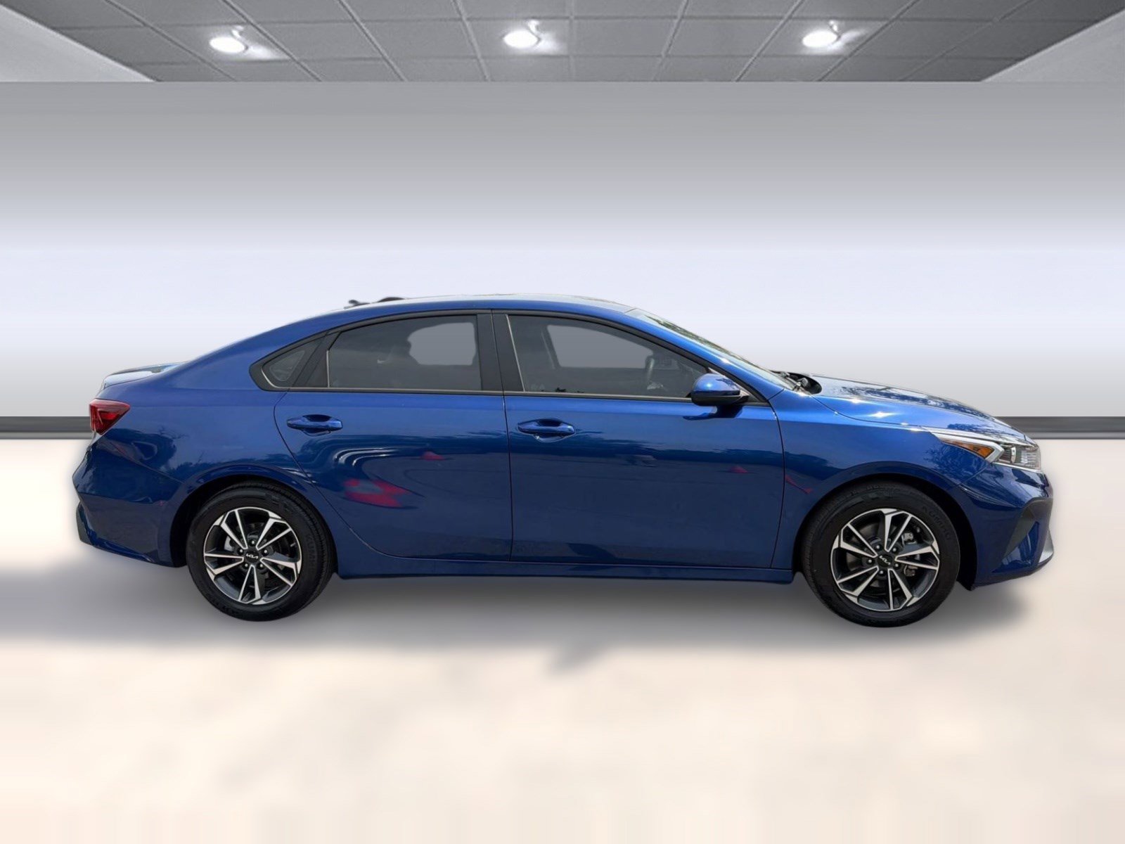 Used 2024 Kia Forte LXS FWD image 8