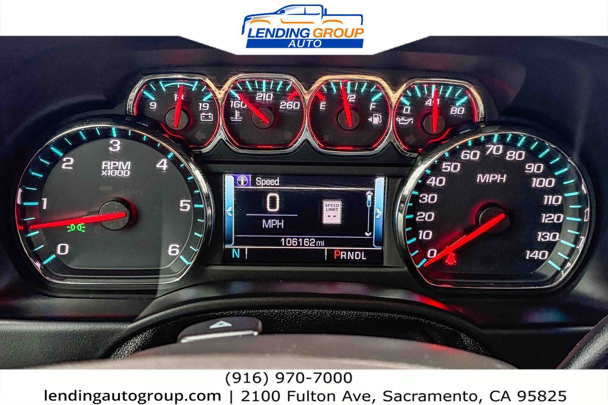 Used 2018 Chevrolet Suburban Premier image 22