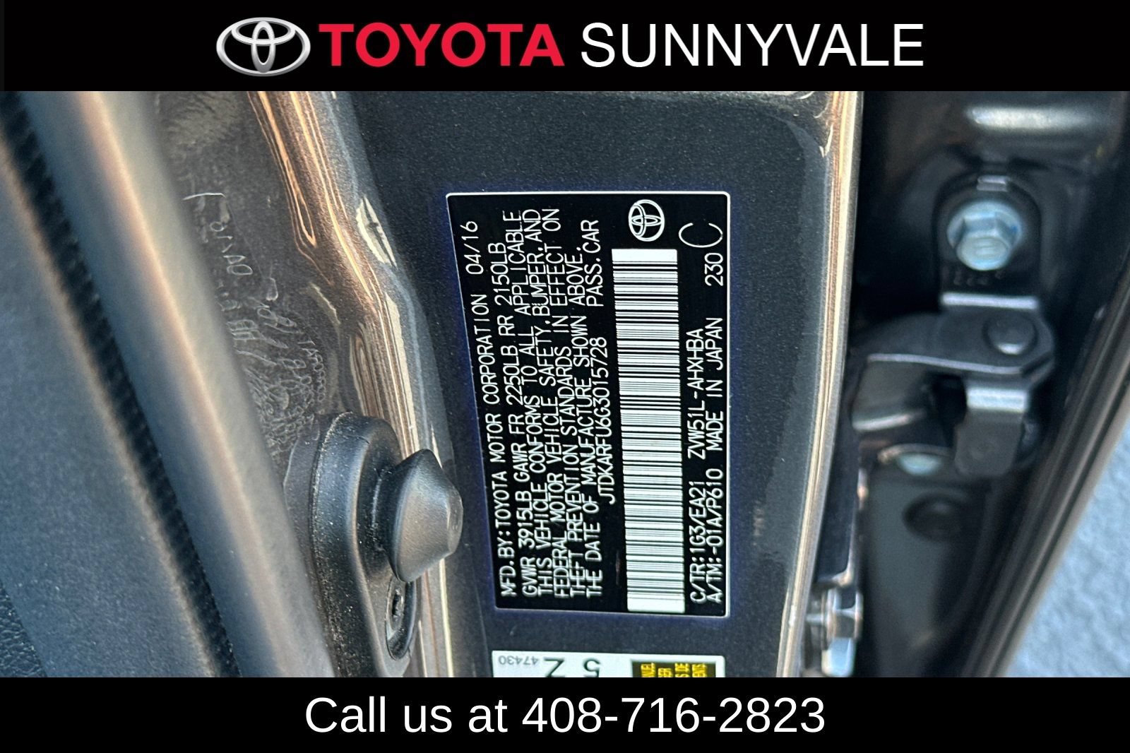 Used 2016 Toyota Prius Three Touring FWD image 31