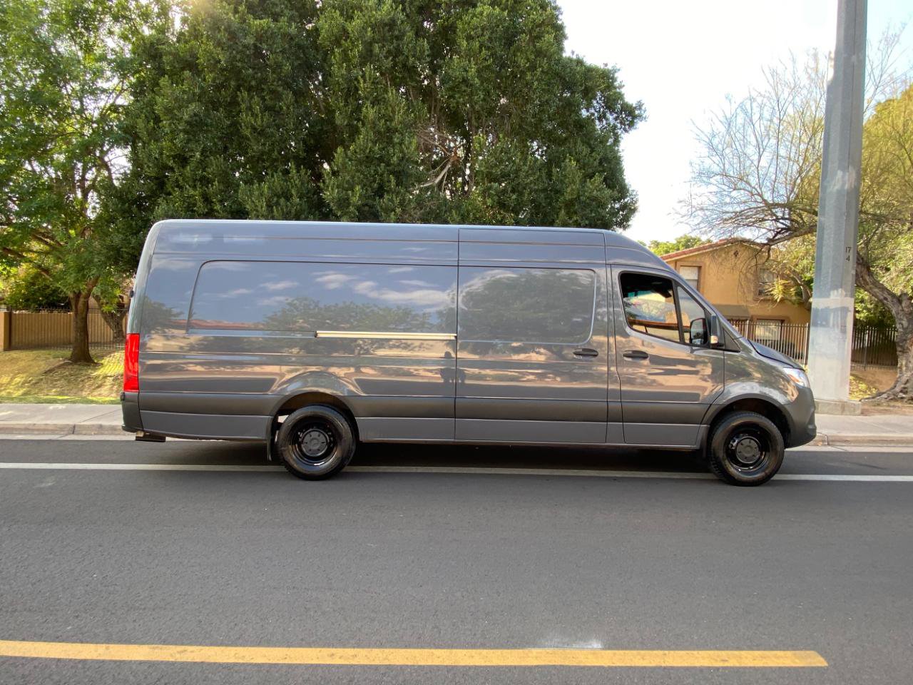 Used 2023 Mercedes-Benz Sprinter 2500 image 6