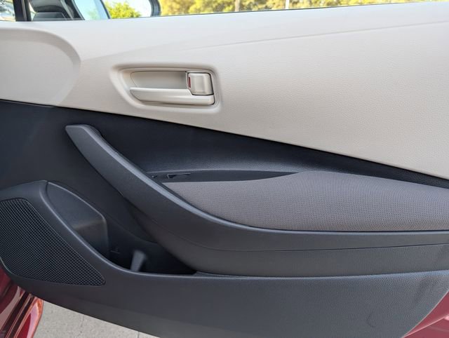 Used 2026 Toyota Corolla LE image 33