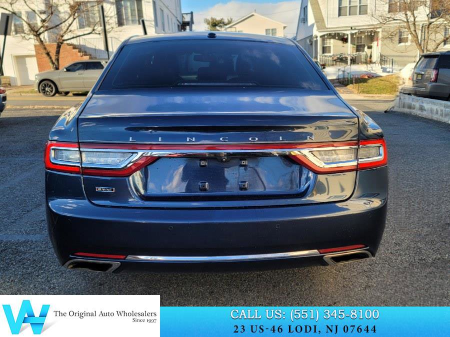 Used 2017 Lincoln Continental Select image 5