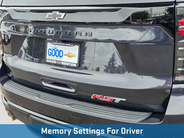 Used 2026 Chevrolet Suburban RST AWD/4WD image 17