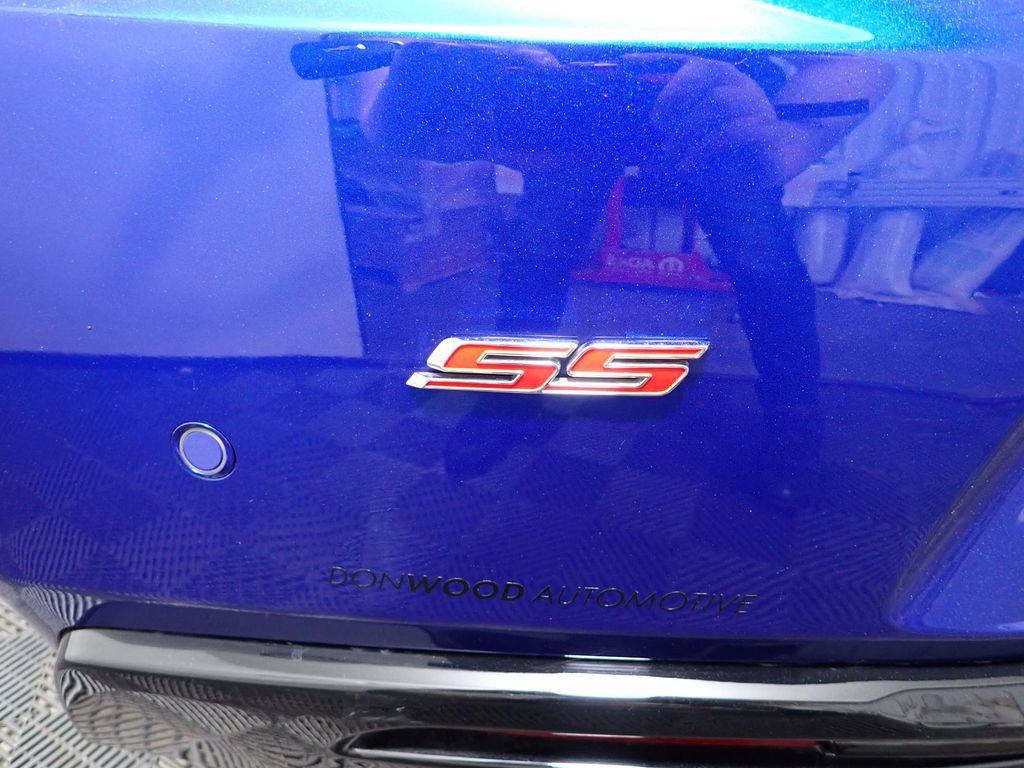 Used 2017 Chevrolet Camaro SS image 22
