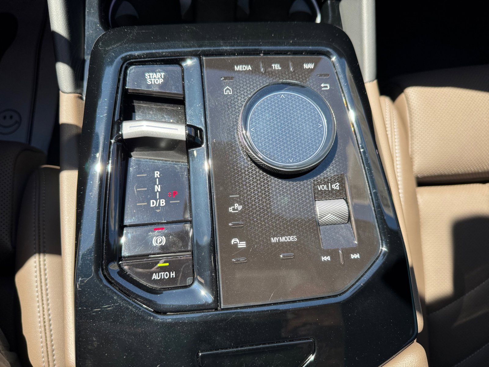 Used 2025 BMW i5 eDrive40i w/ M Sport Package image 30