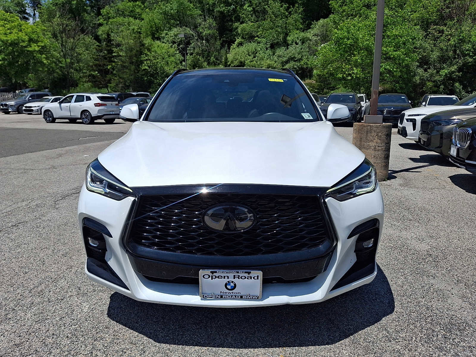 Used 2023 INFINITI QX50 Sport AWD/4WD image 2