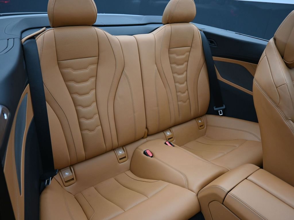 Used 2023 BMW 840i xDrive Convertible image 25