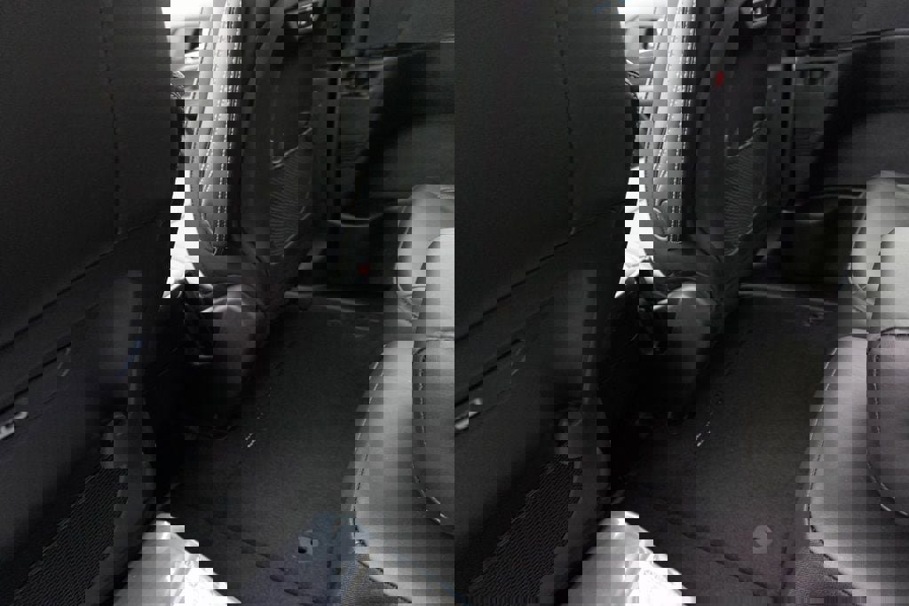 New 2026 Chrysler Pacifica Select image 30