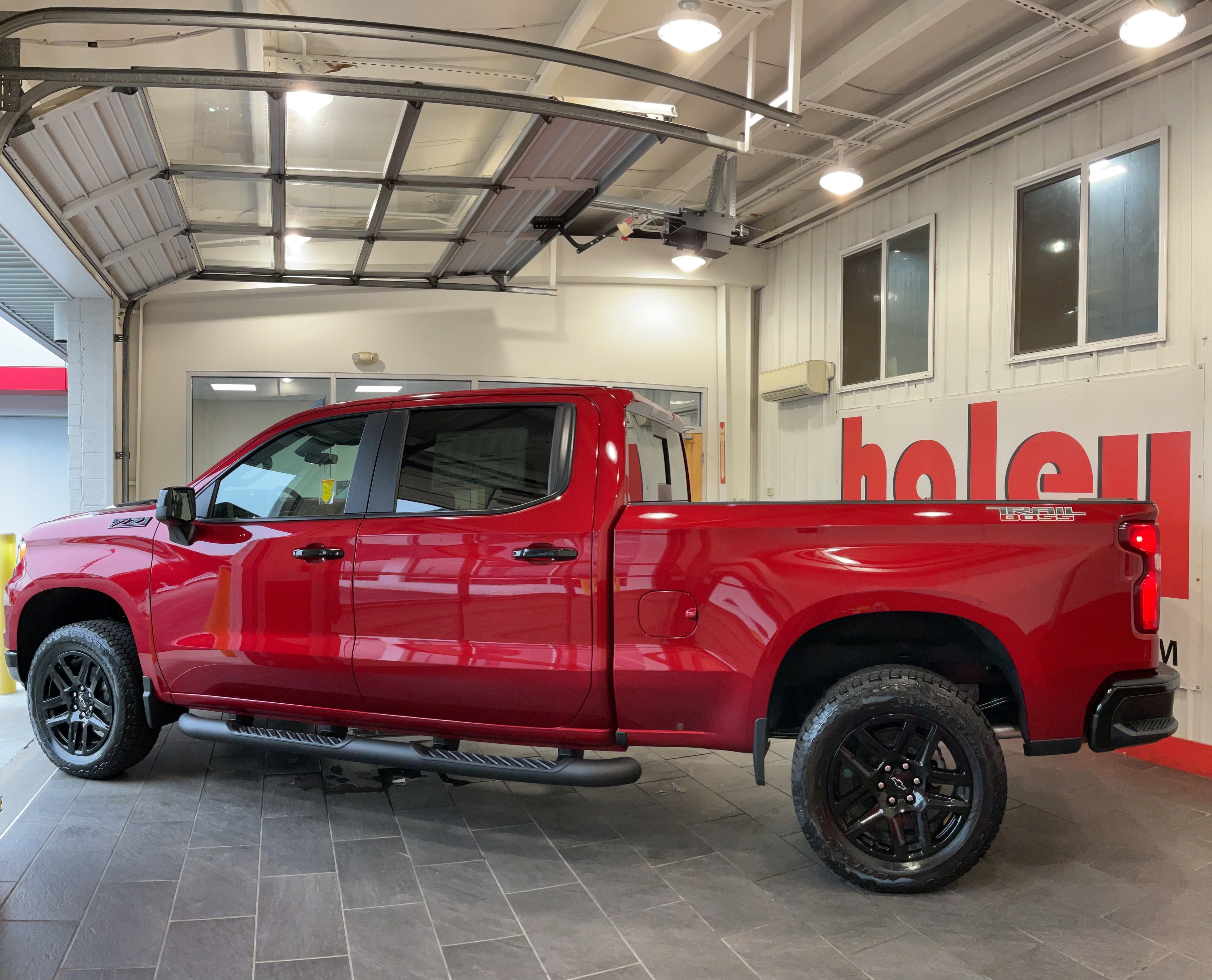 New 2026 Chevrolet Silverado 1500 LT Trail Boss w/ Convenience Package II image 3