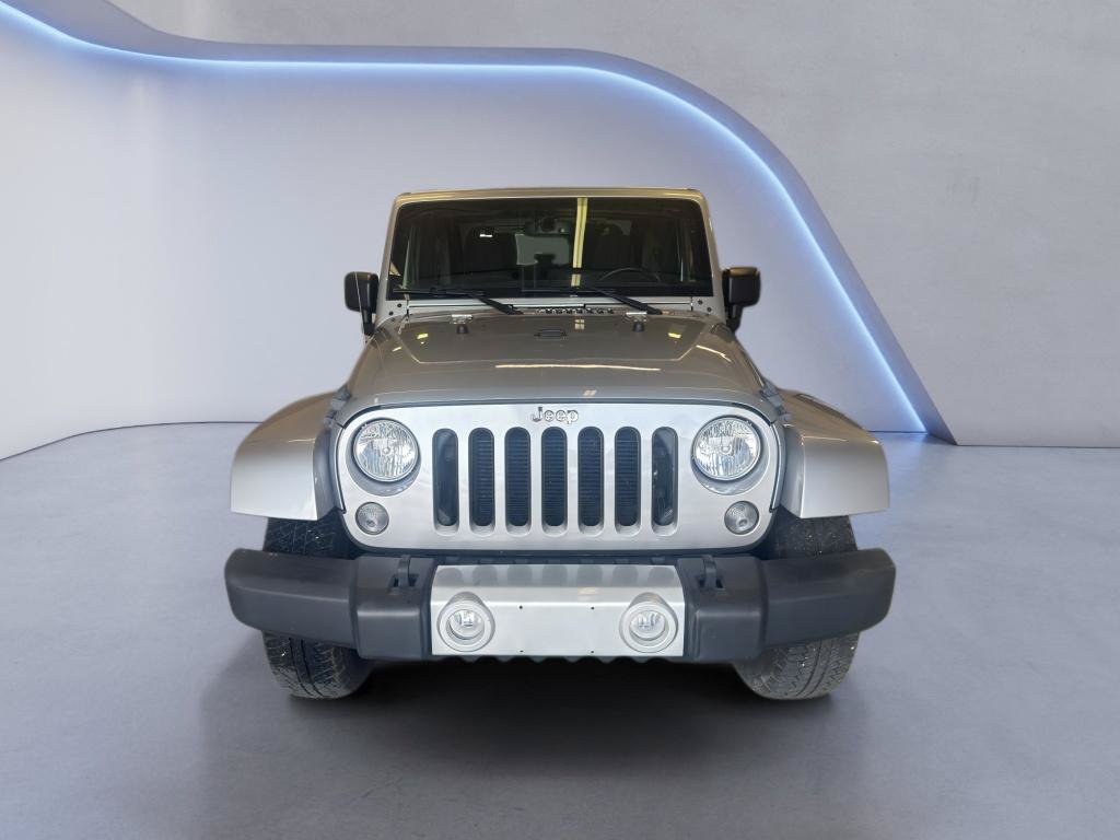 Used 2015 Jeep Wrangler Sahara w/ Connectivity Group AWD/4WD image 2