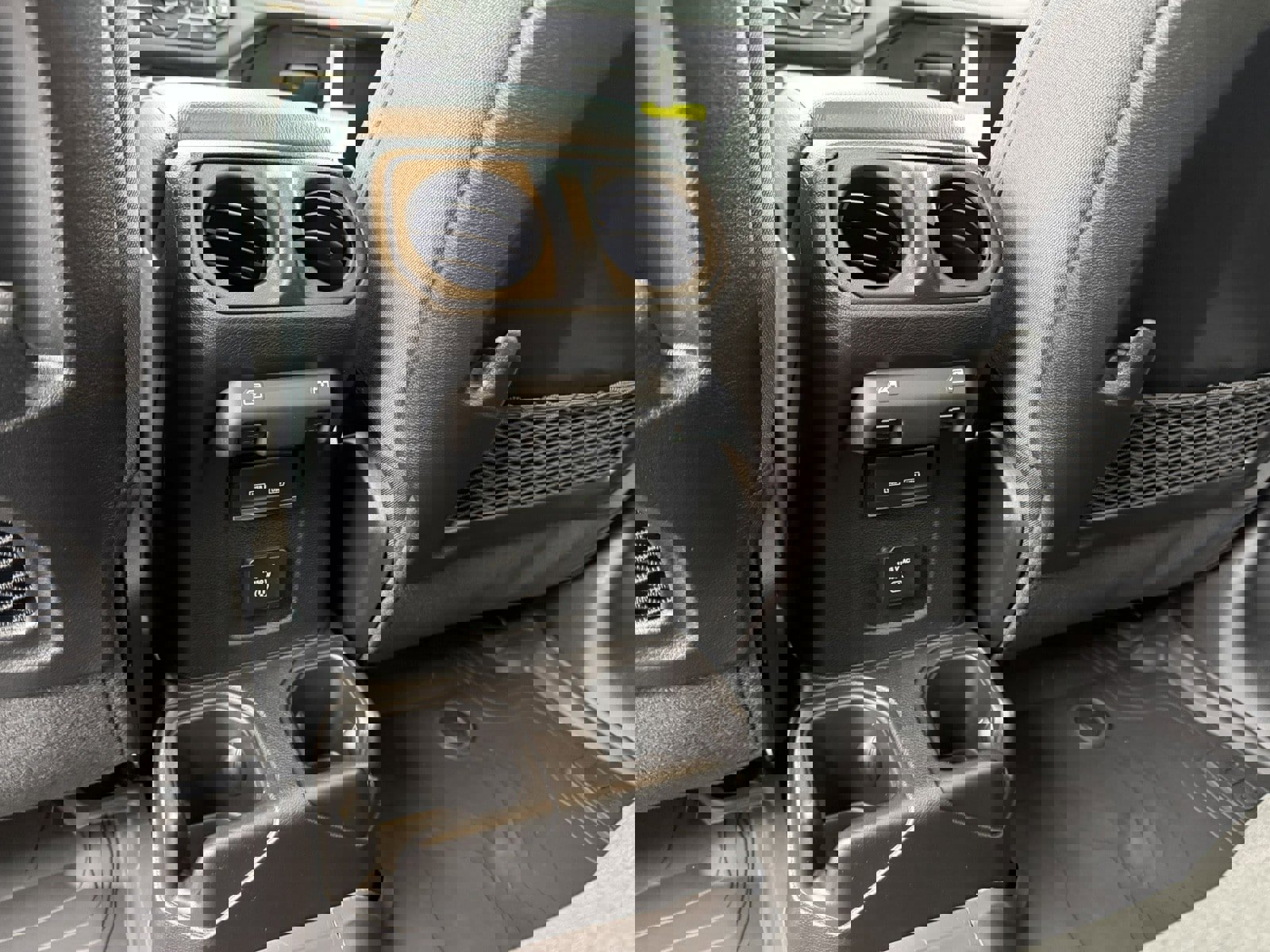 New 2026 Jeep Wrangler Unlimited Rubicon image 15