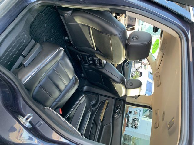 Used 2018 GMC Acadia Denali w/ Technology Package image 16