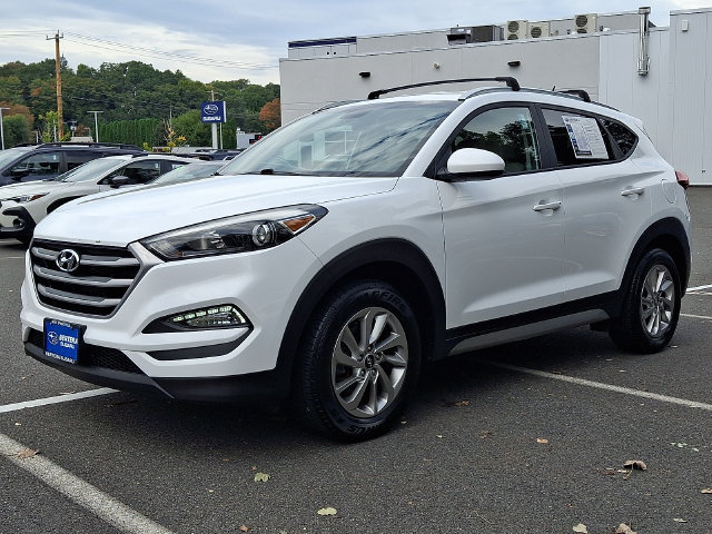 Used 2017 Hyundai Tucson SE w/ SE Popular Package 02 AWD/4WD image 3