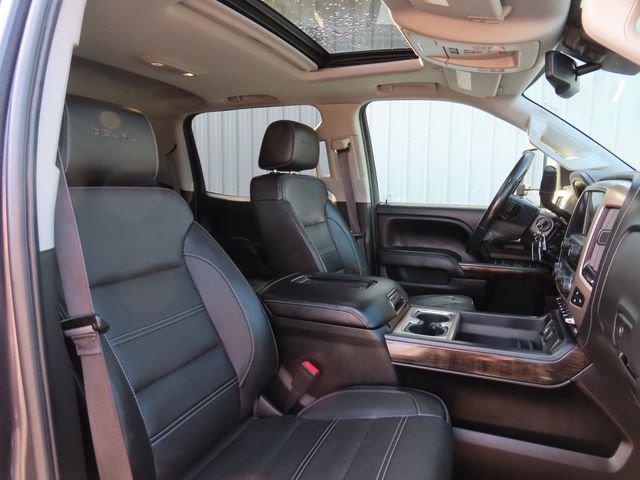 Used 2016 GMC Sierra 2500 Denali w/ Duramax Plus Package AWD/4WD image 25