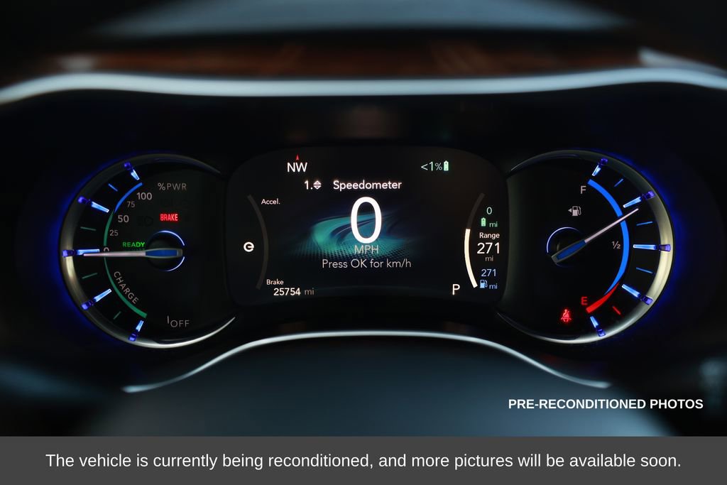 Used 2023 Chrysler Pacifica Pinnacle image 19