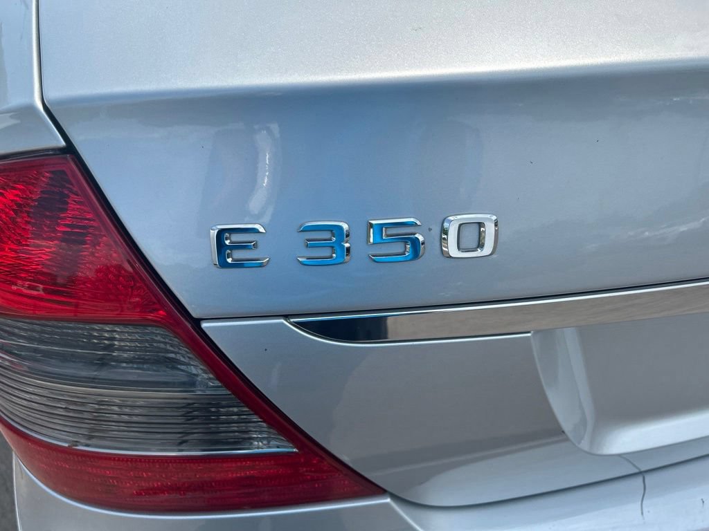 Used 2007 Mercedes-Benz E 350 4MATIC Sedan image 8