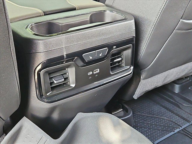 Used 2025 Chevrolet Silverado 1500 ZR2 w/ Technology Package AWD/4WD image 17