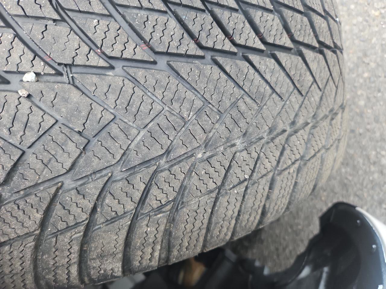 Used 2018 Dodge Challenger SXT Plus RWD image 9