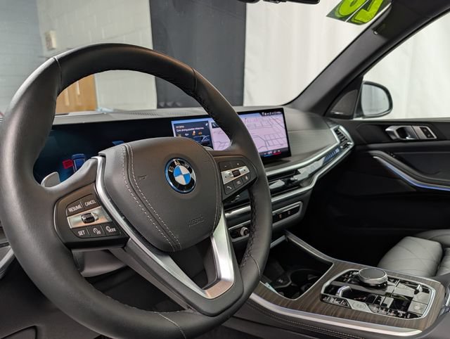 Used 2026 BMW X5 xDrive50e w/ Climate Comfort Package AWD/4WD image 19