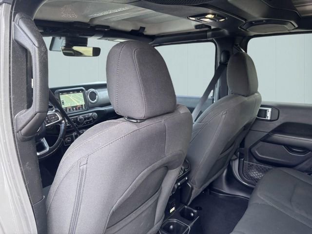 Used 2020 Jeep Wrangler Unlimited Sahara image 24