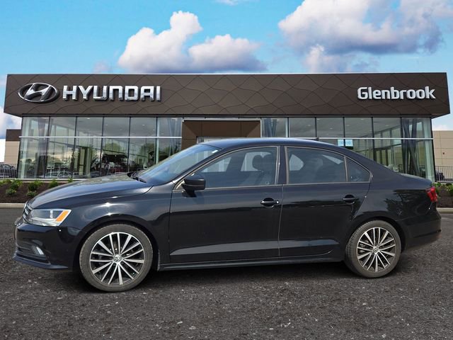 Used 2015 Volkswagen Jetta Sport FWD image 1