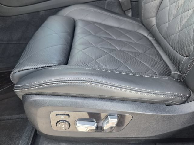 Used 2025 BMW X5 M60i AWD/4WD image 22