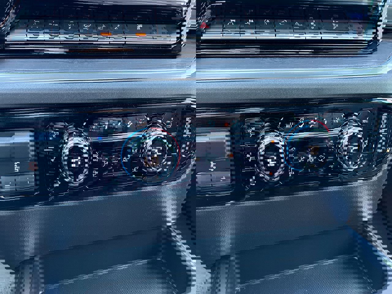 New 2026 GMC Sierra 1500 SLT w/ SLT Premium Plus Package image 53