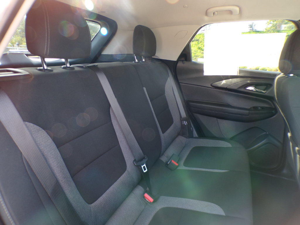 Used 2025 Chevrolet TrailBlazer LT AWD/4WD image 18