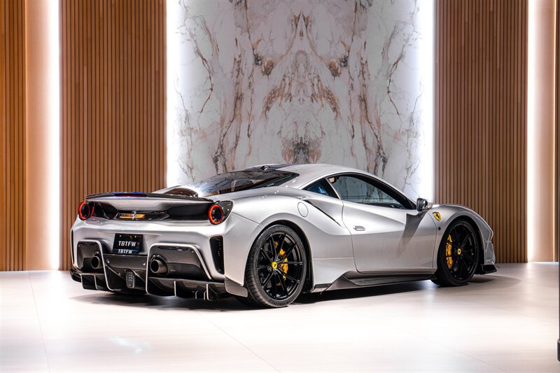 Used 2020 Ferrari 488 Pista Coupe RWD image 4