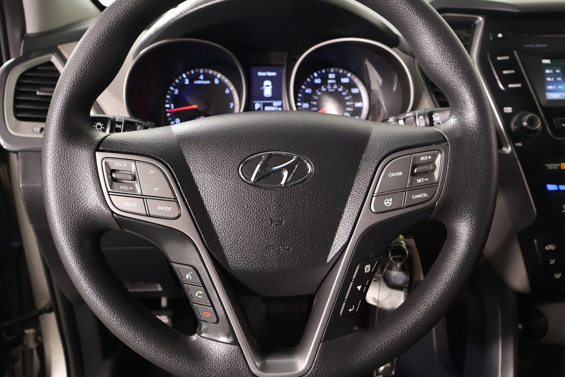 Used 2015 Hyundai Santa Fe Sport w/ Option Group 02 FWD image 3