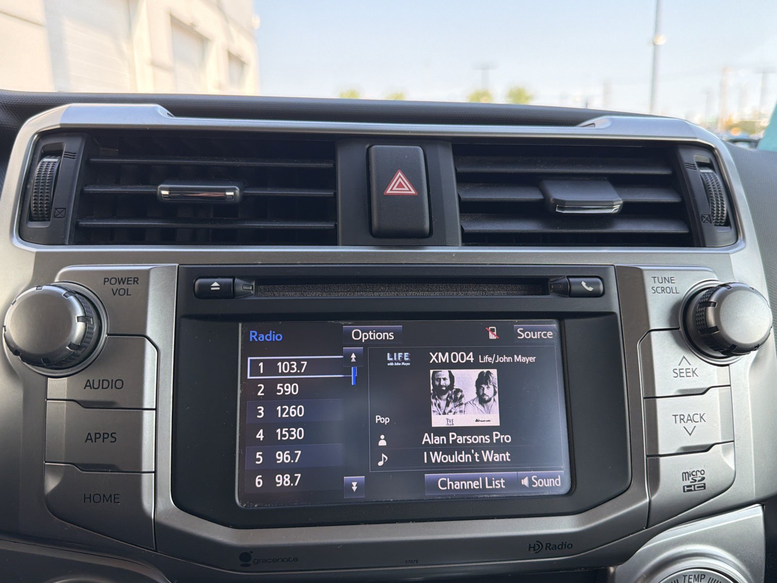 Used 2015 Toyota 4Runner SR5 AWD/4WD image 22