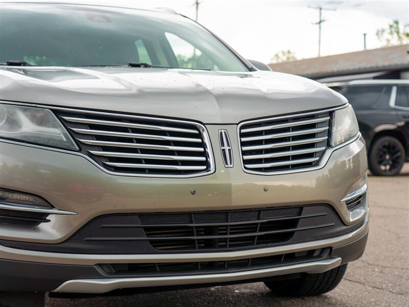 Used 2016 Lincoln MKC Select w/ Select Plus Package AWD/4WD image 9
