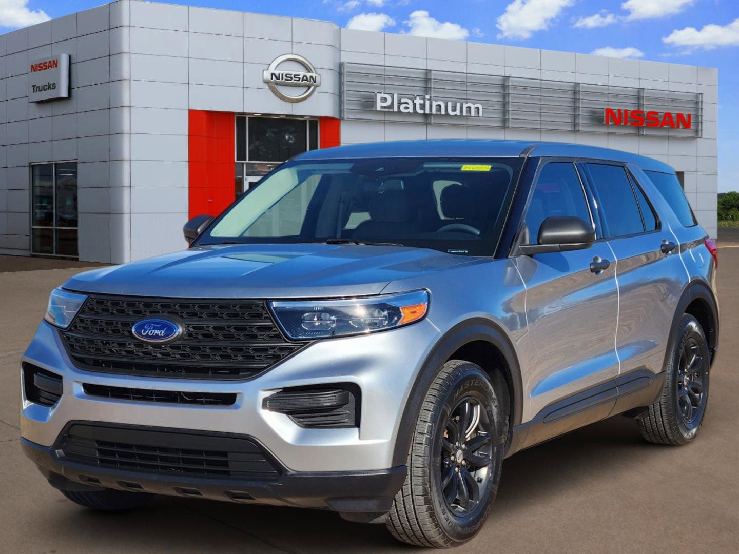 Used 2020 Ford Explorer 2WD image 2