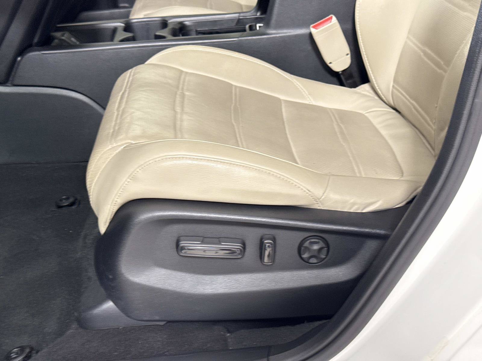 Used 2017 Honda CR-V Touring image 20