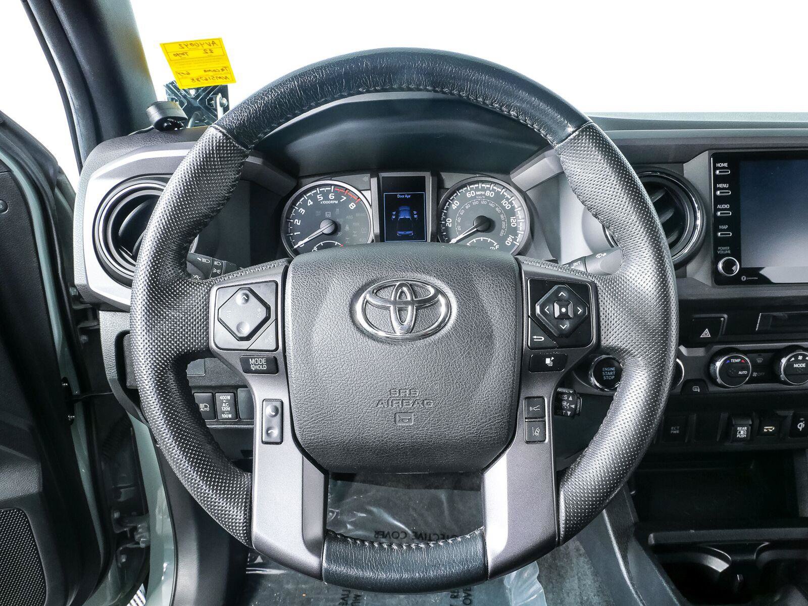 Used 2022 Toyota Tacoma TRD Off-Road AWD/4WD image 9