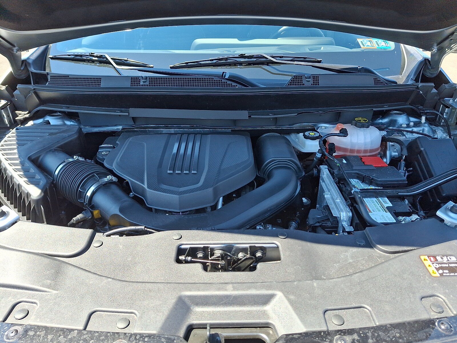 Used 2025 Chevrolet Traverse High Country w/ LPO, Floor Liner Package AWD/4WD image 30