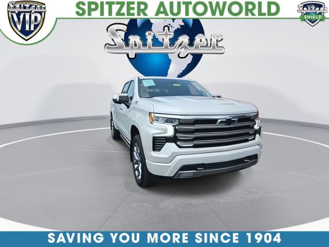 Used 2022 Chevrolet Silverado 1500 High Country w/ Technology Package AWD/4WD image 4