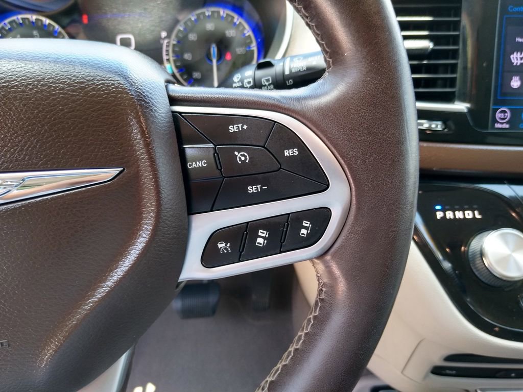 Used 2019 Chrysler Pacifica Touring-L Plus w/ Advanced Safetytec Group FWD image 30