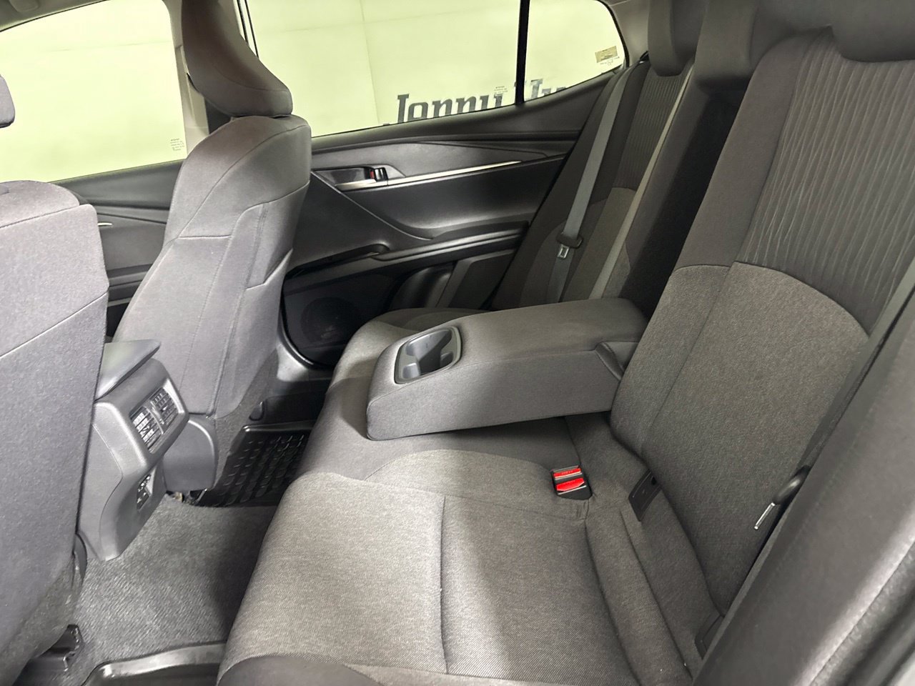 Used 2025 Toyota Camry LE FWD image 23